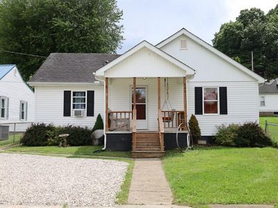 200 Eunice Ave