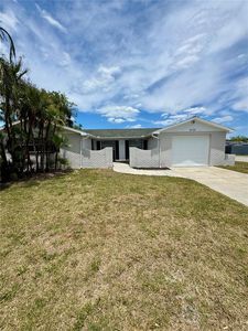6135 SEABREEZE DRIVE