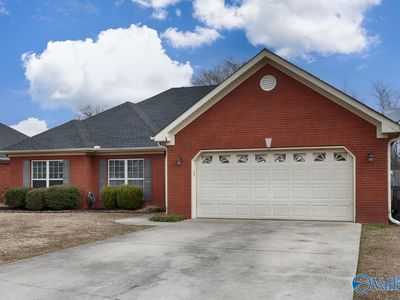 1616 Lake Manor Dr SW