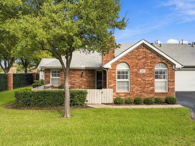 1002 Bridges Dr