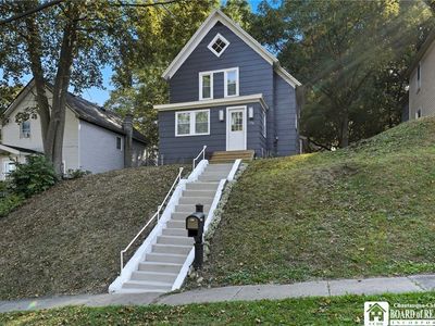 328 N 6th St