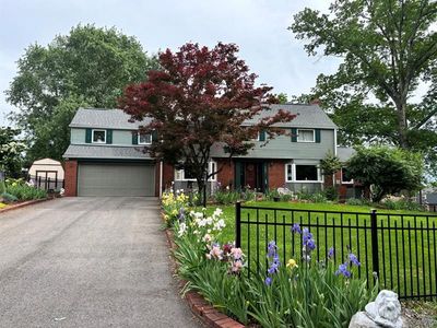 203 Glenfield Dr