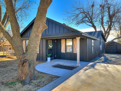 1909 W Louisiana Ave