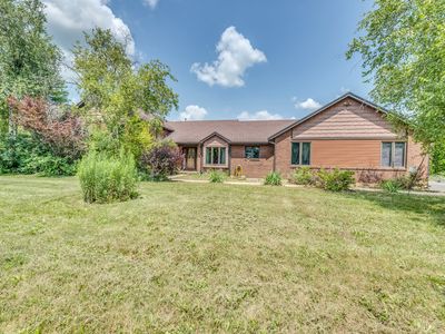 41W700 Lenz Rd
