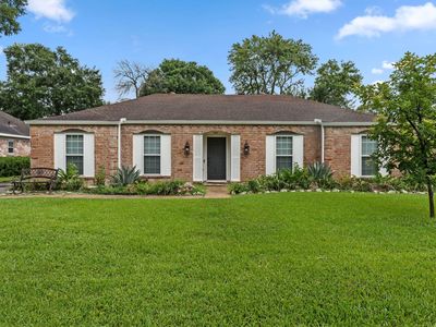 13714 Lynnwood Ln