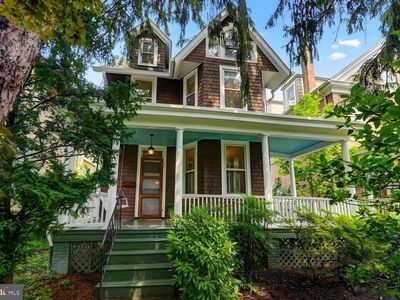 5023 Roland Ave