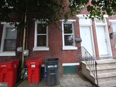 718 W Elm St