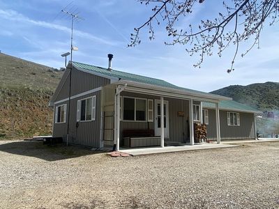 6 Two Forks View Rd