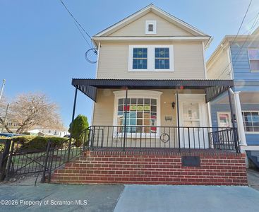 318 W Main St