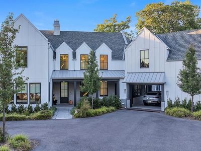 15 Stonegate