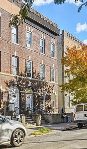 80 Elliott Ave