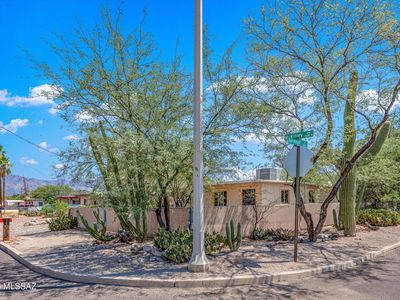 1402 N McKinley Ave