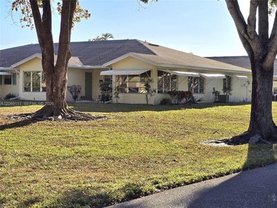 5162 Lakefront Blvd APT D