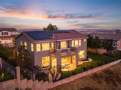 4568 Creekside Ln