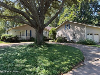 1206 Concordia Ave