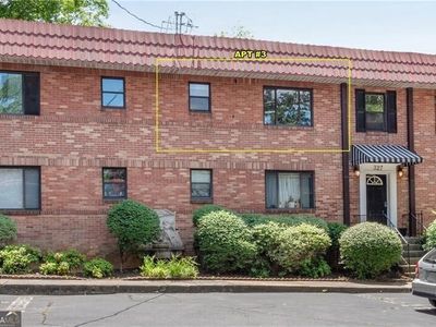 327 3rd St NE APT 3