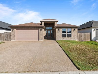 4206 Azali Dr