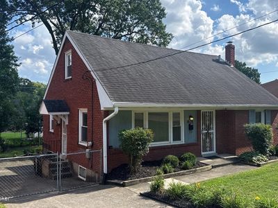 1606 Ehrler Dr