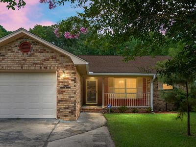 303 E Pandora Dr