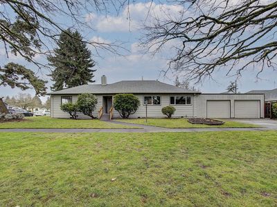 Property at 1411 8th Ave, Longview, WA