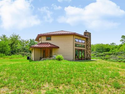 9550 Maple Rd
