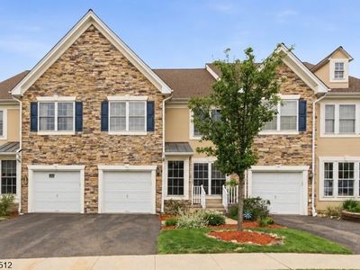 16 Magnolia Way