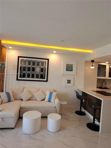 2899 Collins Ave APT 1634