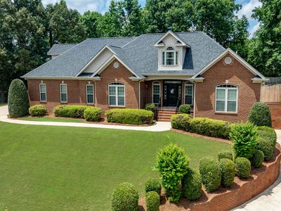 5814 Twin Cir