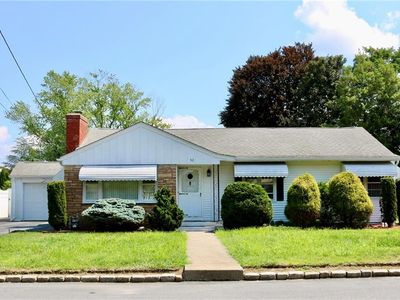 52 Kenyon Rd