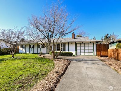 8504 Quinault Drive NE