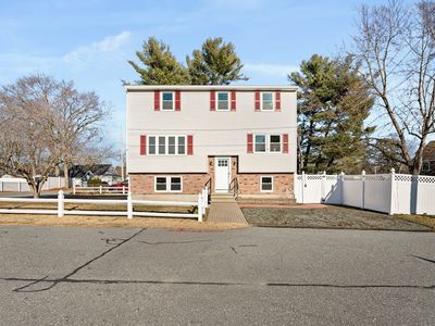 16 Pines Rd