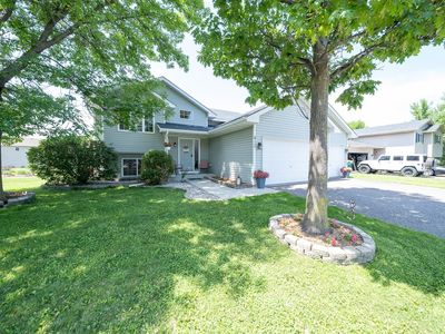 Property at 617 Emerson Ave N, Montrose, MN