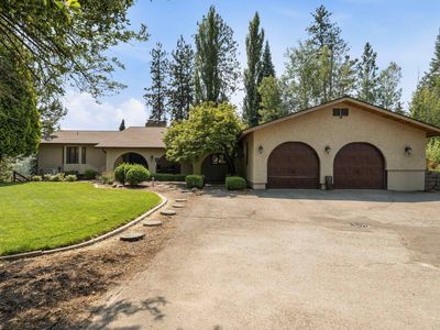 5211 S Van Marter Rd