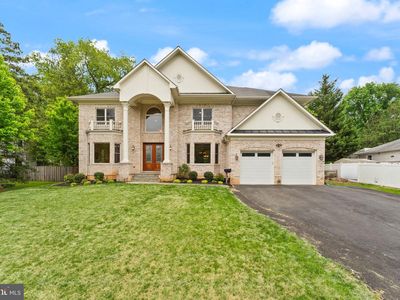 3906 Estel Rd
