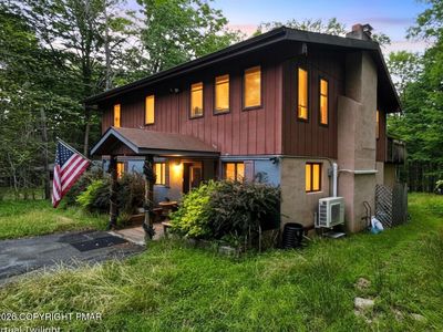 65 Livingston Ln
