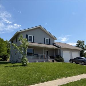 14921 Pine View Dr