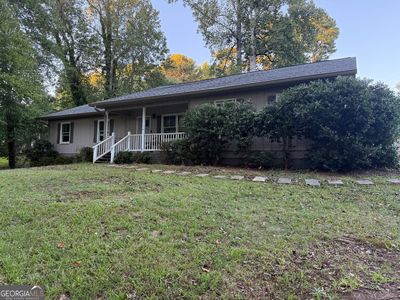 3310 Donna Way