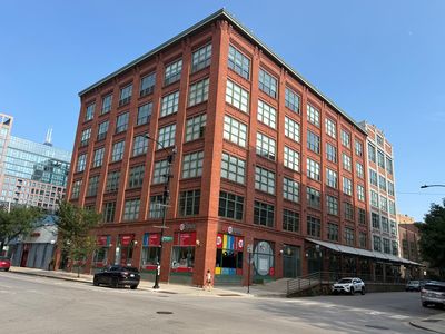 1017 W Washington Blvd Unit 2E