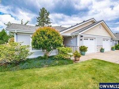 Property at 19 S Place Way, Lebanon, OR