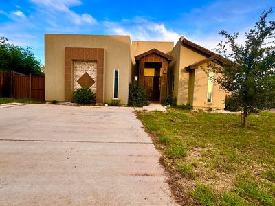 4725 Los Laureles Ln