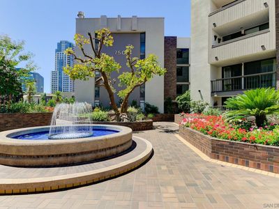 750 State St Unit 317