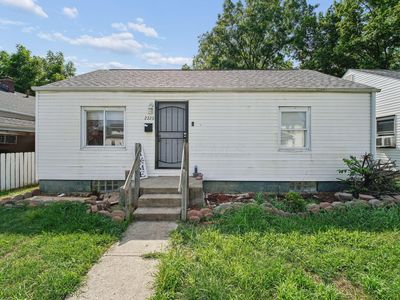 2229 Hamilton Ave