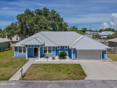 94 Pura Vida Ct