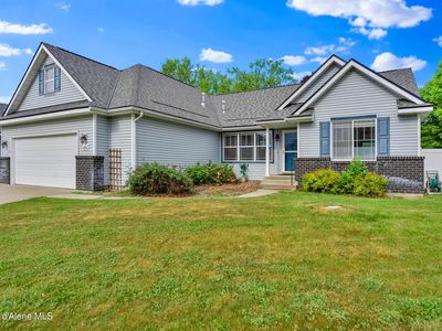 1103 N Tubsgate Ct