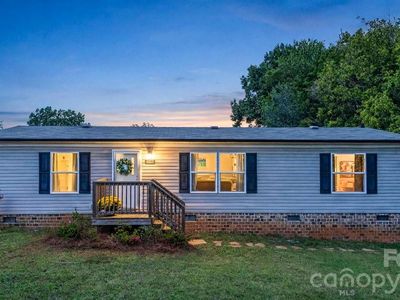 137 Calhoun Rd
