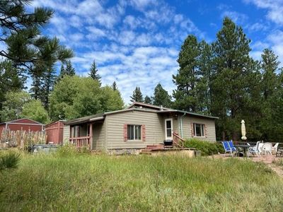 35 Circle Dr