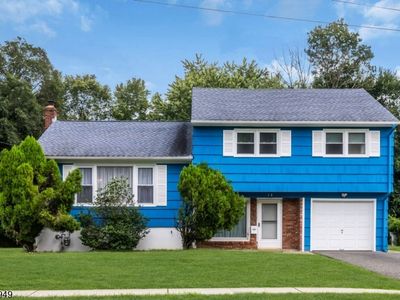 12 Brook Pl