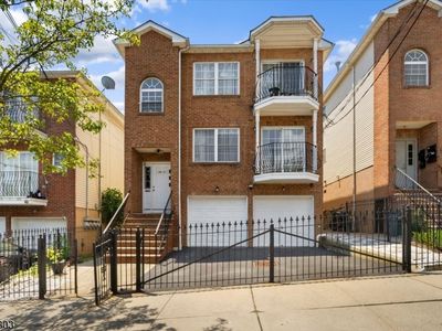 49-51 Crawford St
