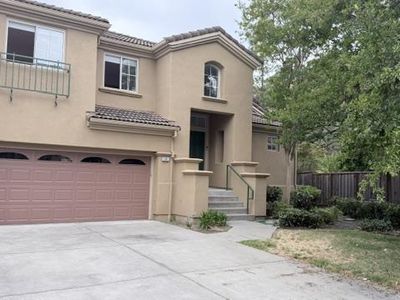 1141 Pheasant Hill Way
