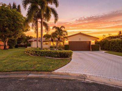 8553 NW 8TH Court